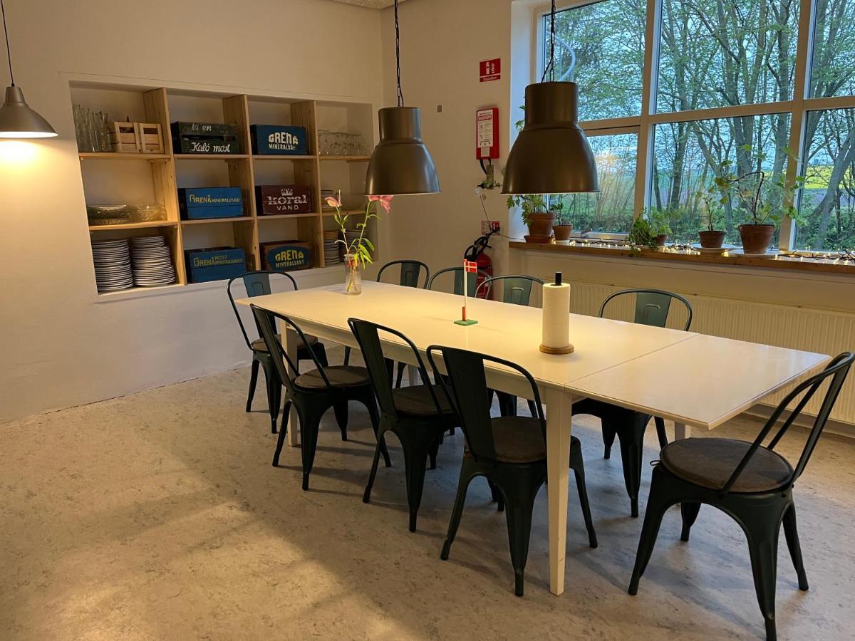 Room 8 - Hawkraft Kulturhotel Vestervig エクステリア 写真