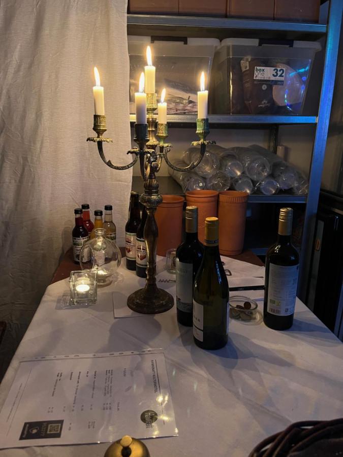 Room 8 - Hawkraft Kulturhotel Vestervig エクステリア 写真