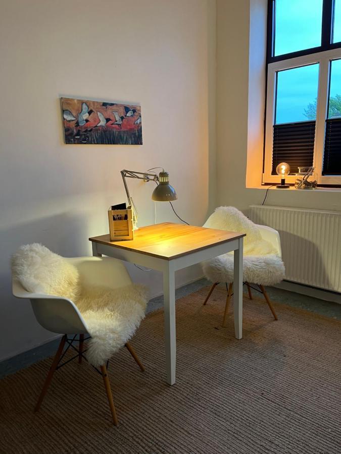 Room 8 - Hawkraft Kulturhotel Vestervig エクステリア 写真